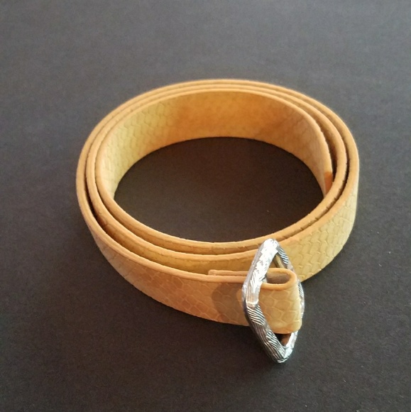 ELIE TAHARI BELT TAN BROWN SNAKESKIN SILVER BUCKLE SIZE M ACCESSORY VARY WIDTH ELIE TAHARI BELT TAN BROWN SNAKESKIN SILVER BUCKLE SIZE M  main image 3